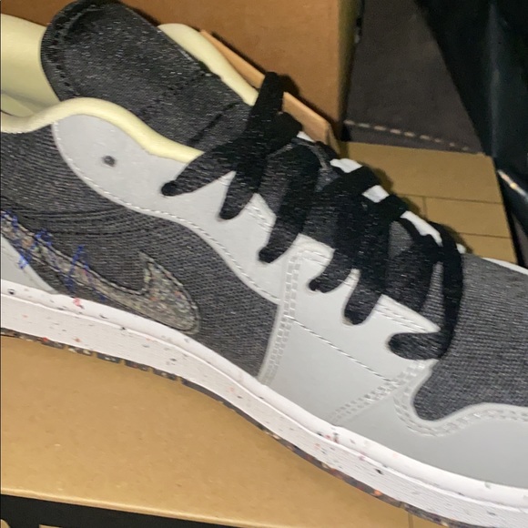 Jordan lows main image 6